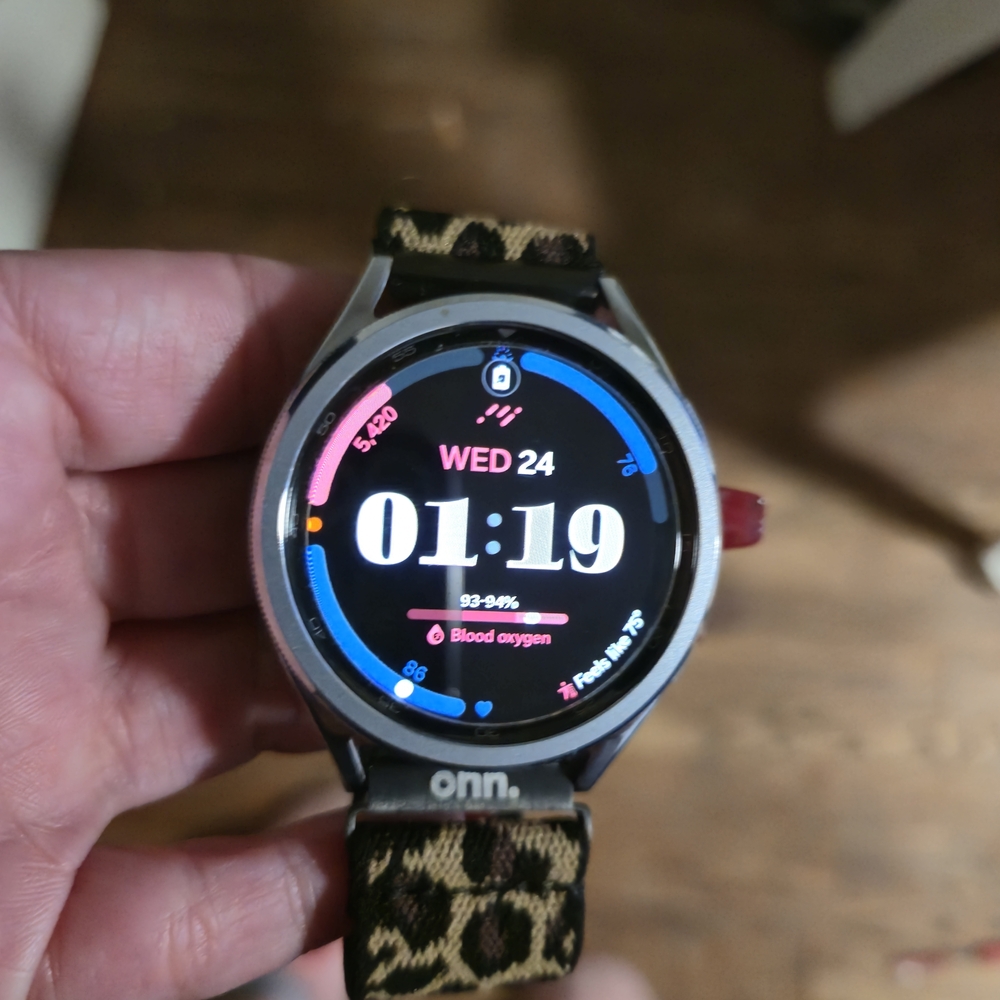 On Running Smartwatch with Leopard Print Strap